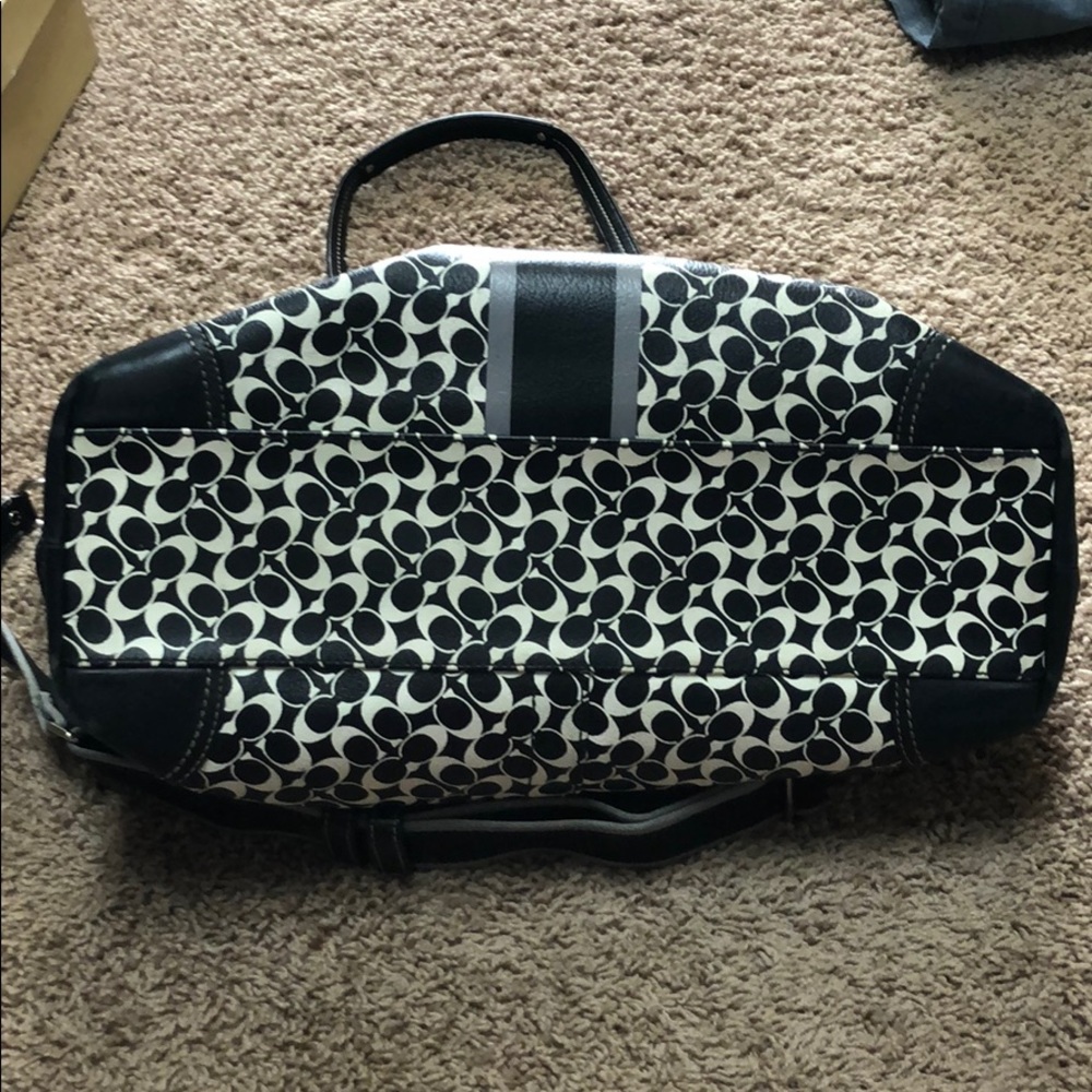 Coach diaper bag - Picture 7 of 8